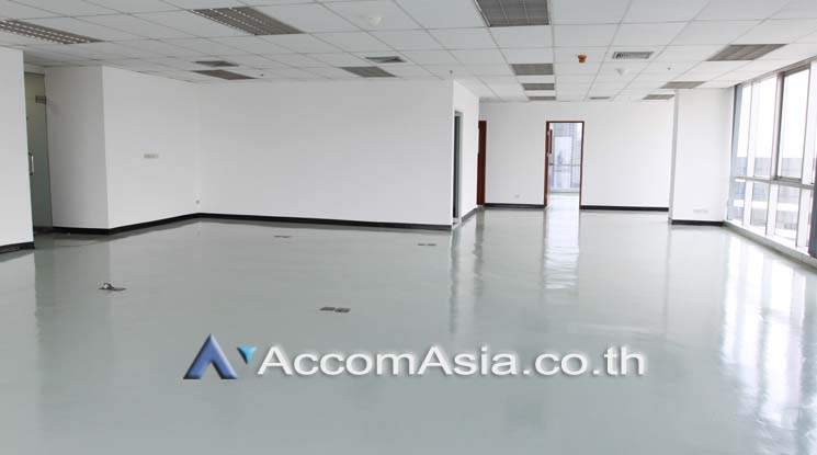 6  Office Space For Rent in Sukhumvit ,Bangkok BTS Ekkamai at 42 Tower AA16504